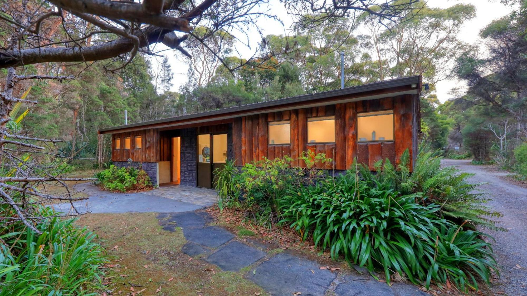 Crayfish Creek Van & Cabin Park Exterior photo